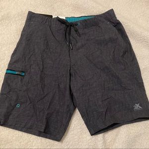 Men’s ZeroXposur gray swim trunks